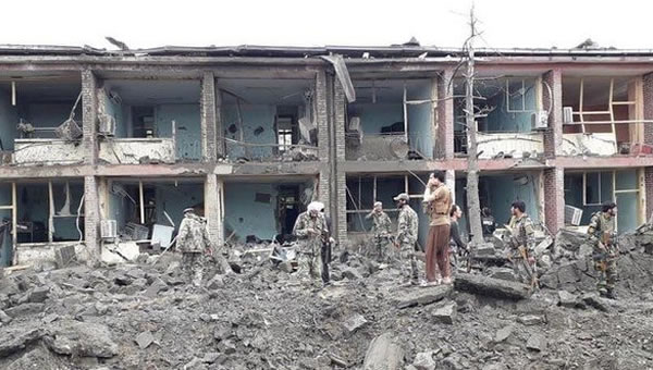 Talibanes Talibanes ponen en riesgo proceso de paz con ataque suicida