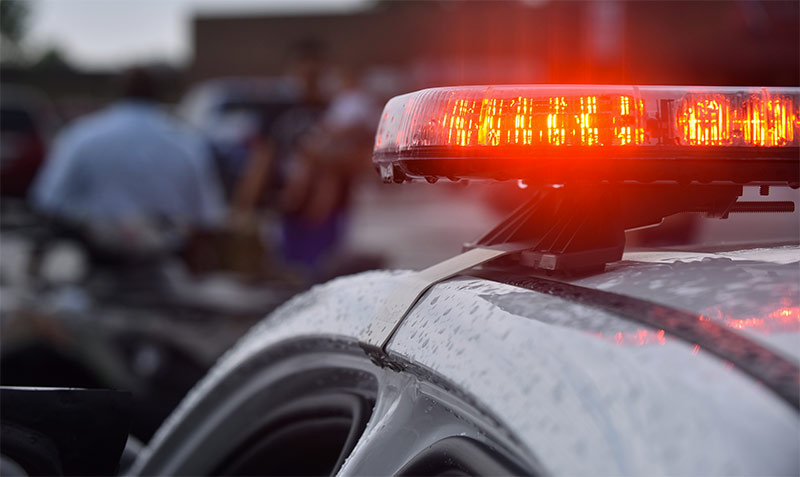 Hombre muere tras ser hallado con heridas de bala en su hogar en Minneapolis