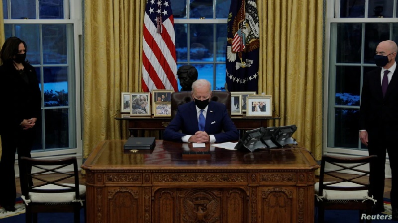 medidas migratorias de Trump Biden decreta poner fin a las "contraproducentes" medidas migratorias de Trump