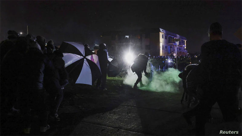 Tercera noche de disturbios en Minnesota disturbios en Minnesota