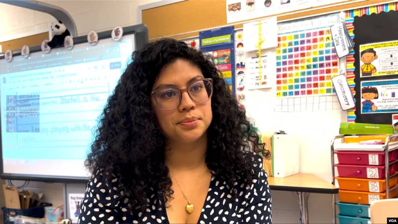 Maestra salvadoreña en EE. UU.: el amor por la educación y sus retos actuales Maestra salvadoreña en EE. UU.