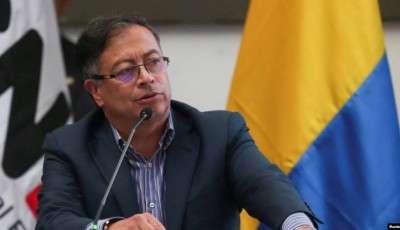 Colombia suspende control de empresa venezolana Monómeros 48 horas después de jurar Petro