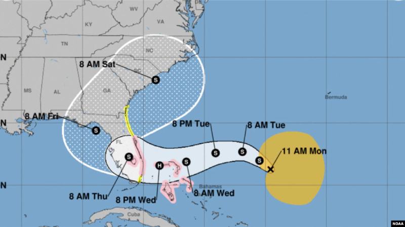 Tormenta subtropical Nicole amenaza con impactar a Florida como huracán