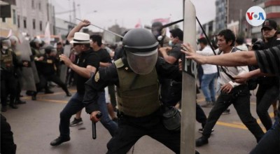 Peruanos inconformes con el gobierno y el Congreso protestan en varias regiones del país