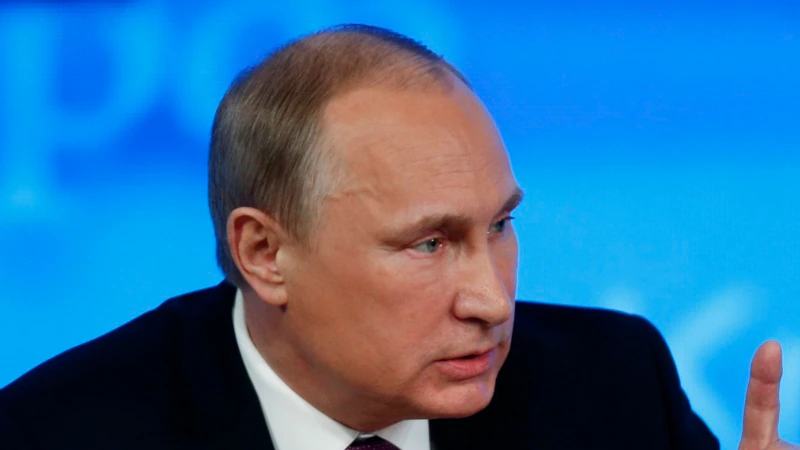 El presidente ruso, Vladimir Putin, celebra su conferencia de prensa anual de fin de año en Moscú, el 18 de diciembre de 2014./Foto: Reuters.