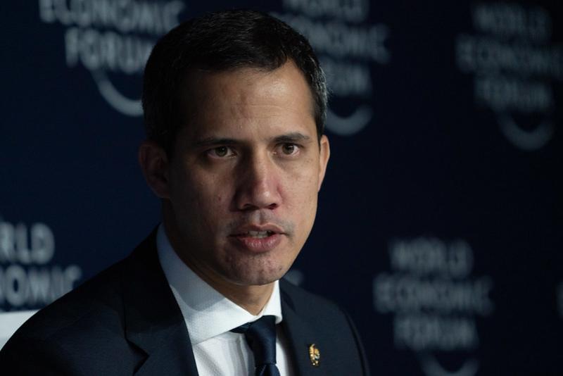 Guaidó “obligado por el Gobierno de Petro” a salir de Colombia
