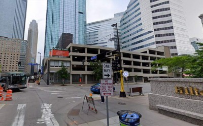 accidente en el centro de Minneapolis