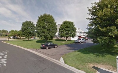 tres personas muertas en una casa en Farmington