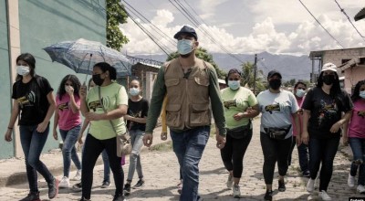 Jóvenes latinoamericanos