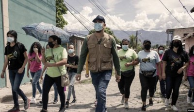 Jóvenes latinoamericanos