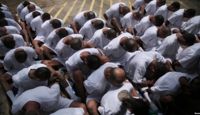 El Salvador procesa a cientos de presuntos pandilleros