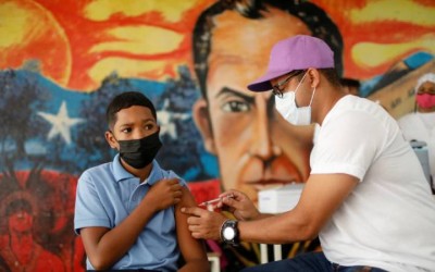 casos y muertes por COVID-19 en América