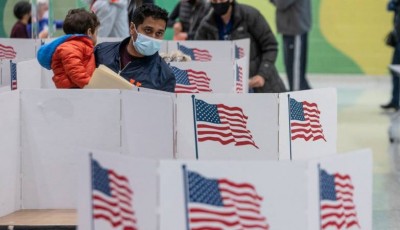 Juez ordena a grupo armado alejarse de las urnas de Arizona