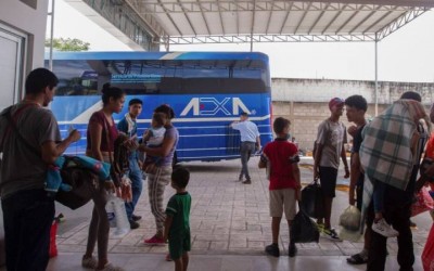 caravana de migrantes en el sur de México