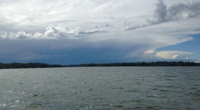 Niña de 13 años muere tras accidente en el lago Ten Mile