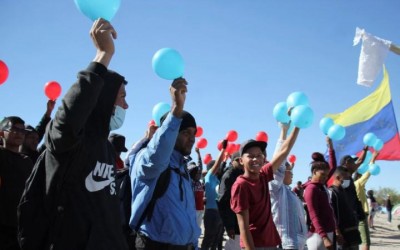 Personas y grupos en EEUU patrocinan masivamente a venezolanos bajo nuevo programa de parole