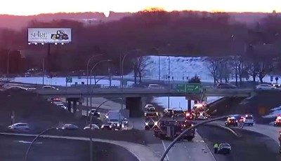 Accidente fatal cierra tramo de la autopista 62