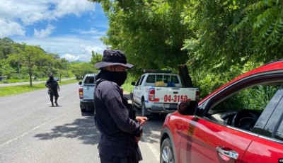colombianos detenidos en El Salvador