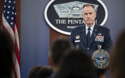 envío de más asesores militares a Ucrania