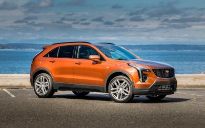 ¿Por qué Cadillac perdió terreno contra sus competidores alemanes y japoneses?