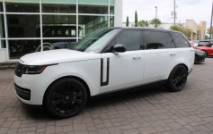 Range Rover P400 SE