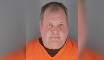 Profesor universitario arrestado por robo serial de piezas de fusil AR-15