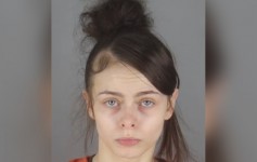 Cargos de homicidio contra mujer que huyó tras atropello mortal en Minneapolis